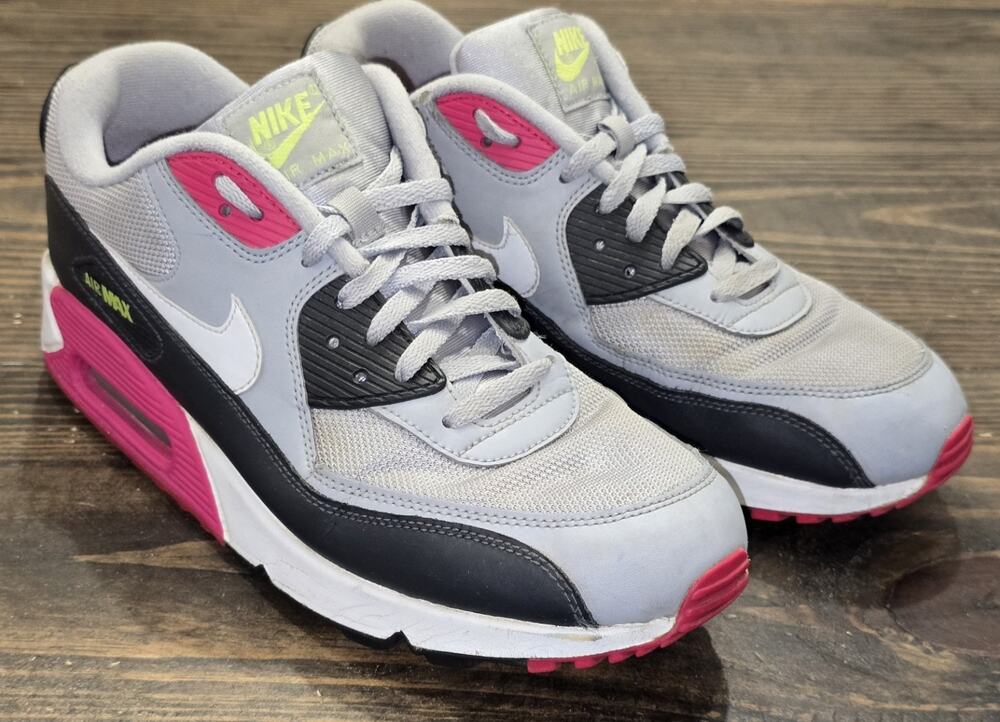 Size 9.5 Nike Air Max 90 Essential shoes Wolf Grey Rush Pink *read*